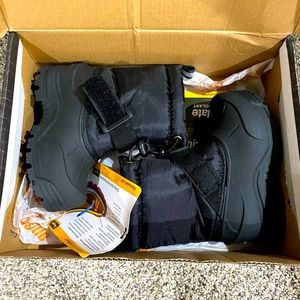 Northside Kids Waterproof Insulated Winter Snow Boot Toddler/Little Kid, Size 6